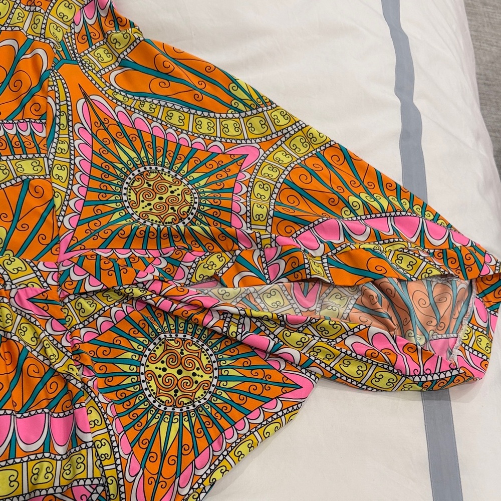 Trina Turk Multicolor Patterned Top - Picture 6 of 9